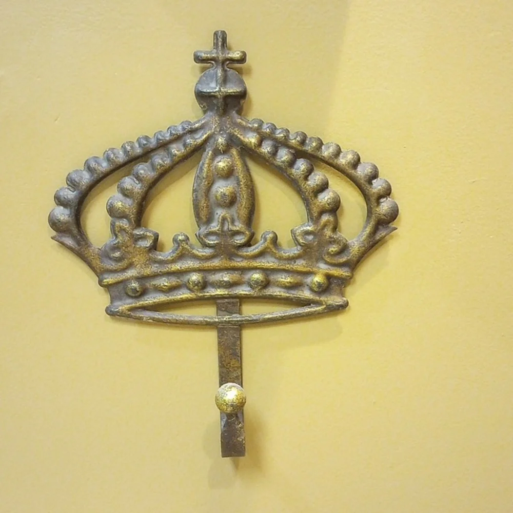 Crown Hook - Picture 2 of 7